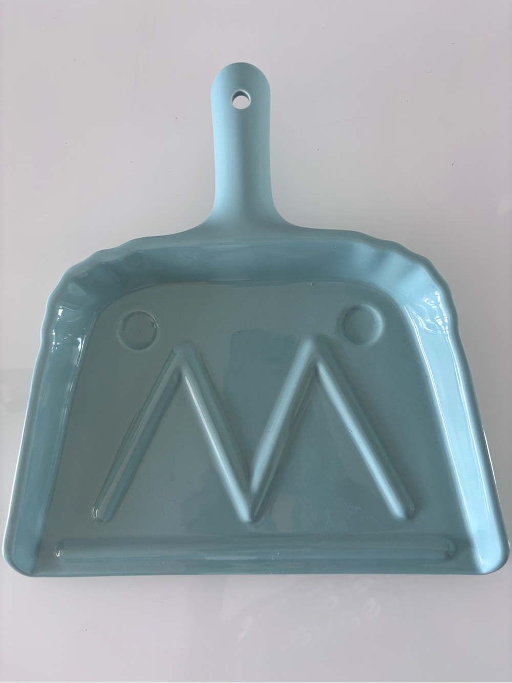 Fun Fishs Eddy Dustpan Serving Plate